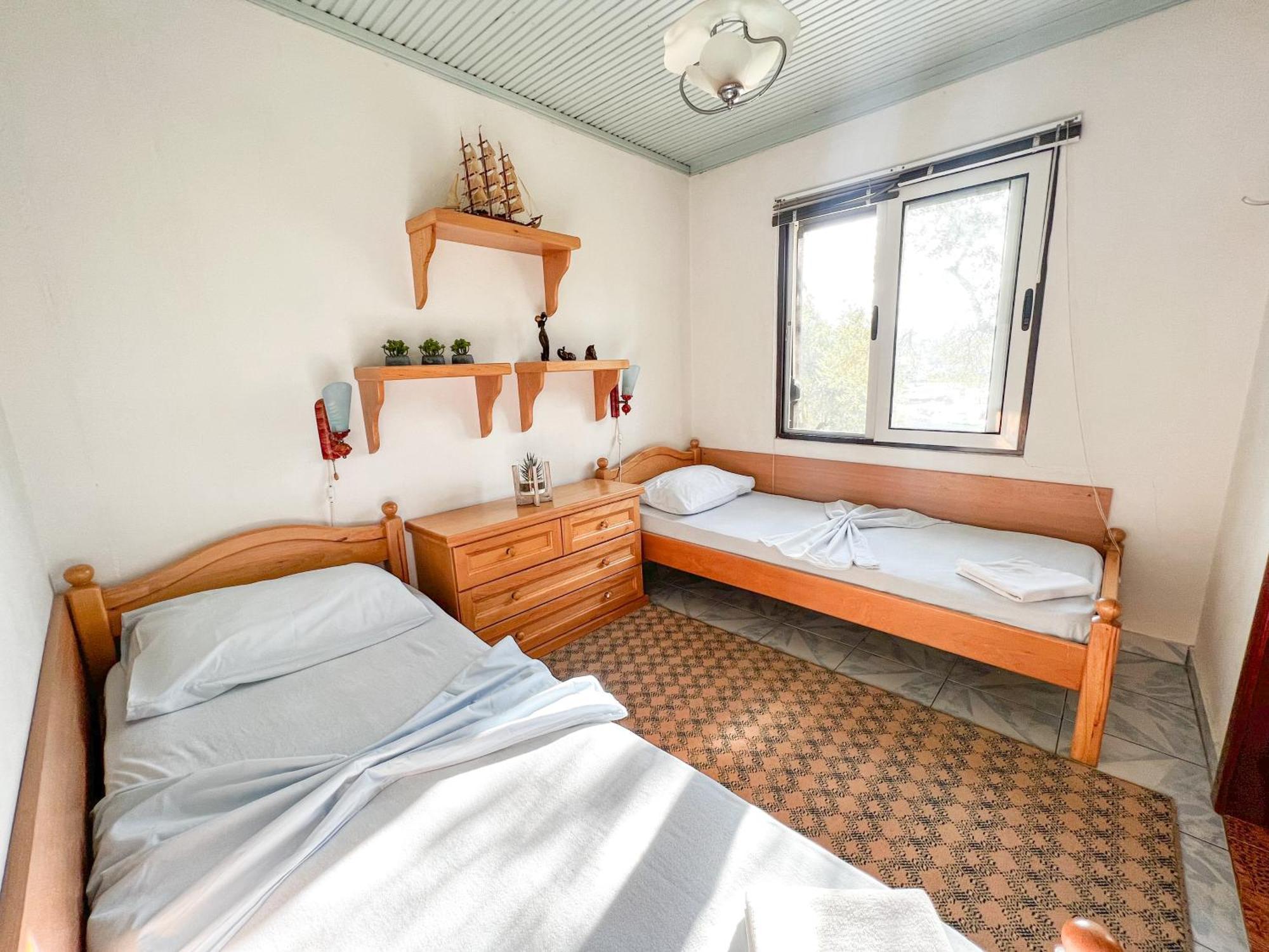Hilja'S Oliven Garden Bungalows Ulcinj Exterior photo
